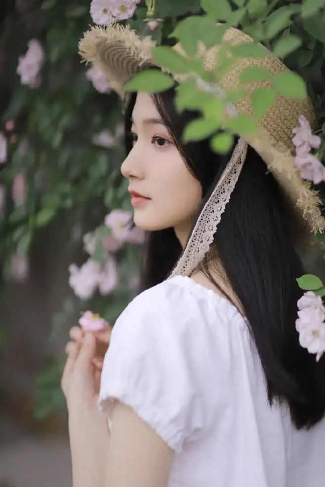东阳喀什私人伴游李菲儿